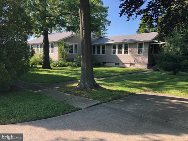 171 N RIVER DR, Pennsville, NJ 08070