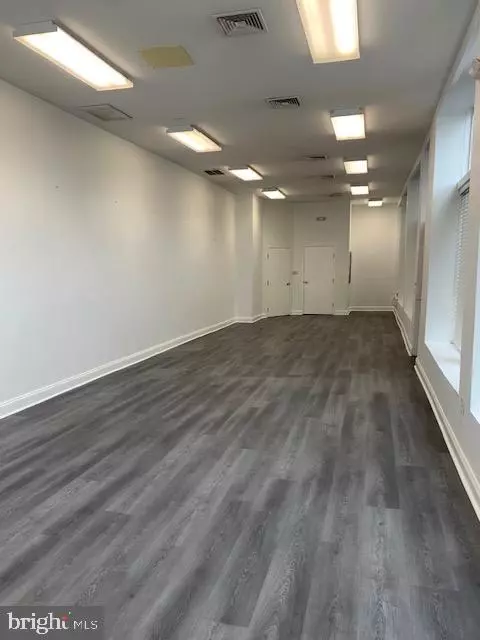 Baltimore, MD 21202,218 E CHASE ST