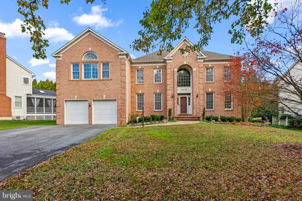 13719 WILLOW TREE DR, Rockville, MD 20850