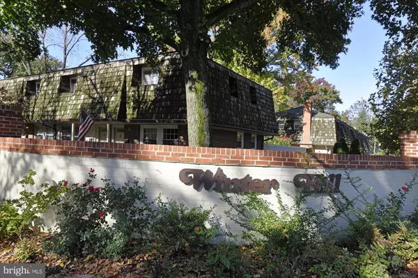 Falls Church, VA 22046,434 HAMPTON CT
