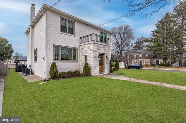 Haddonfield, NJ 08033,251 W CRYSTAL LAKE AVE