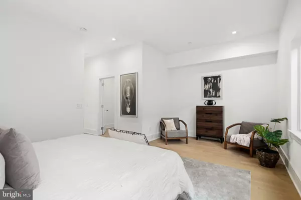 Philadelphia, PA 19107,1112 CYPRESS ST