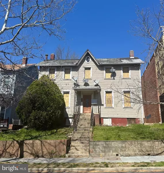 589 COLUMBIA RD NW, Washington, DC 20001