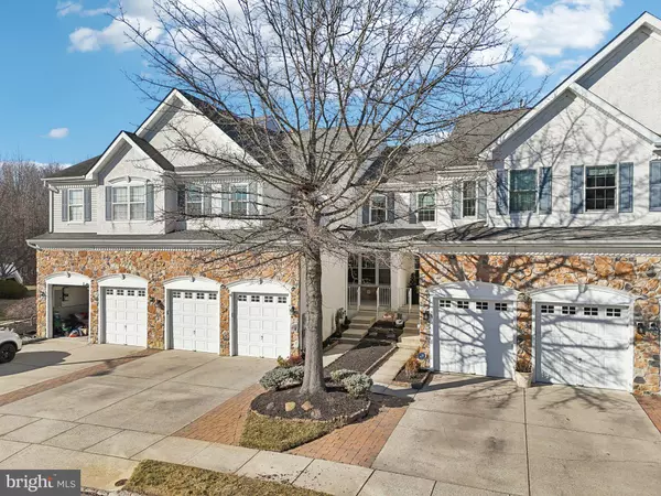 46 WEAVER DR, Marlton, NJ 08053