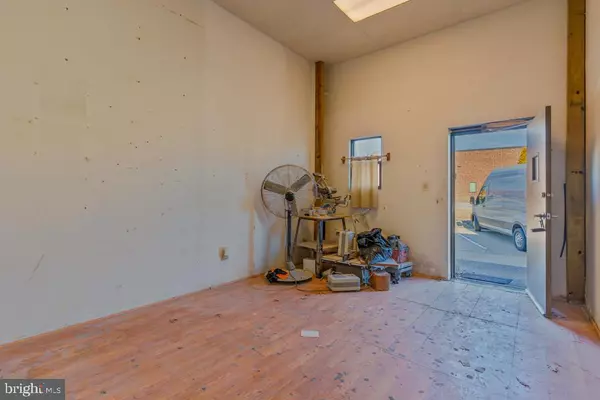 West Deptford, NJ 08066,1595 IMPERIAL WAY UNIT 114