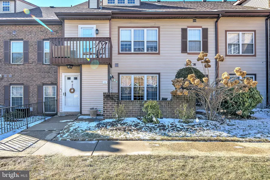 34 DOGWOOD LN #C-5, Horsham, PA 19044