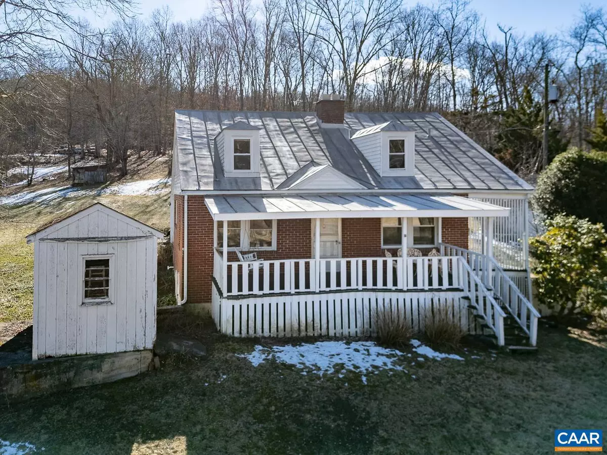 Lexington, VA 24450,2068 LEE HWY