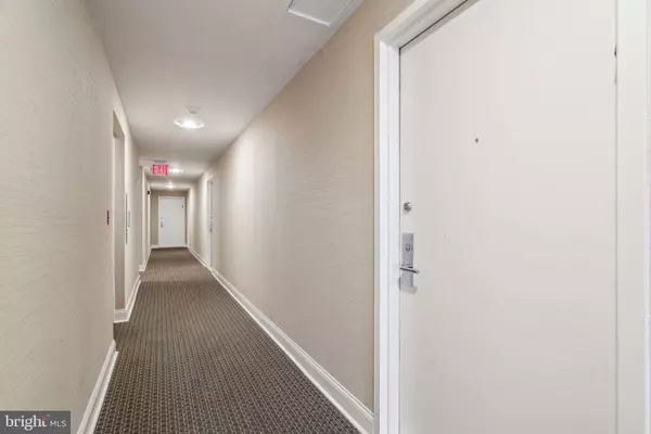 Philadelphia, PA 19102,1425 LOCUST ST #5F