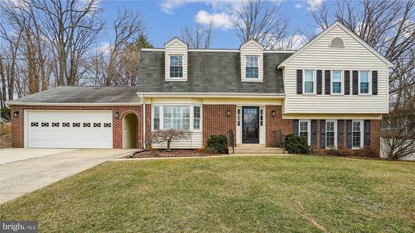 2236 LOCH LOMOND DR, Vienna, VA 22181