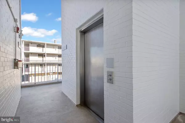 Rehoboth Beach, DE 19971,50 WILMINGTON AVE #103