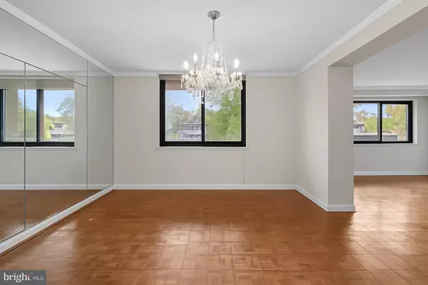 Chevy Chase, MD 20815,4550 N PARK AVE #105