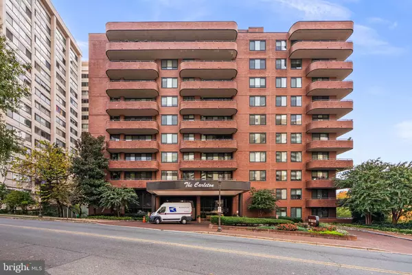 Chevy Chase, MD 20815,4550 N PARK AVE #105