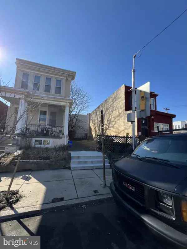 5744 LARCHWOOD AVE, Philadelphia, PA 19143