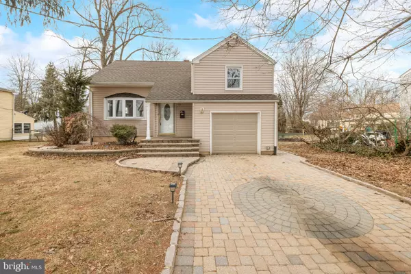 112 HARRON AVE, Hightstown, NJ 08520