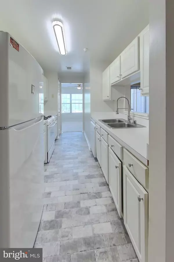 Greenbelt, MD 20770,6600 LAKE PARK DR #2E