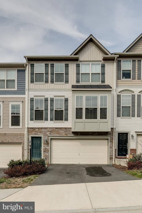 42726 OGILVIE SQ, Ashburn, VA 20148