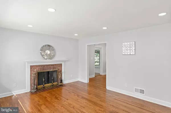 Beltsville, MD 20705,11503 MONTGOMERY RD