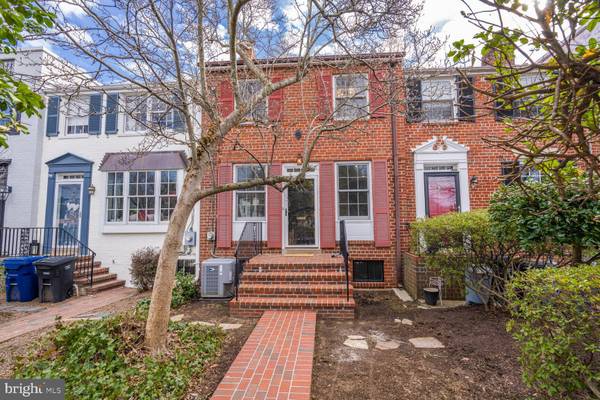 826 S ROYAL ST, Alexandria, VA 22314