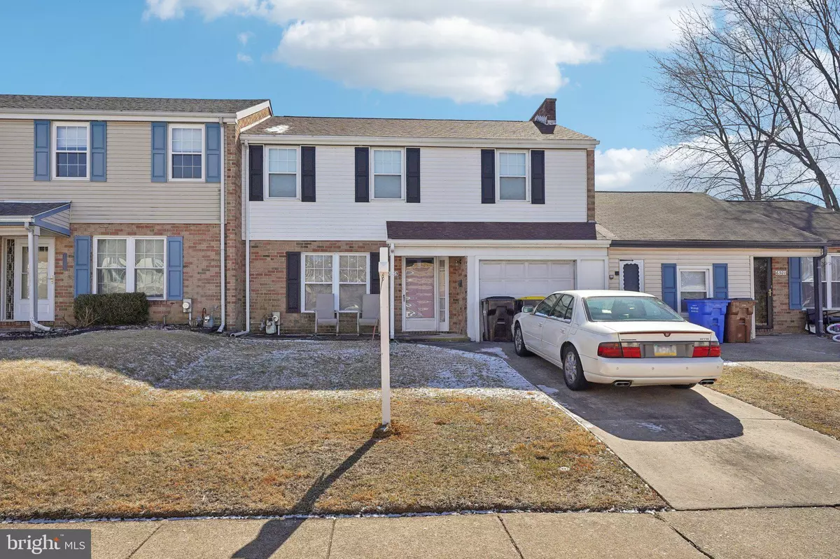 Bensalem, PA 19020,6305 POWDER HORN CT