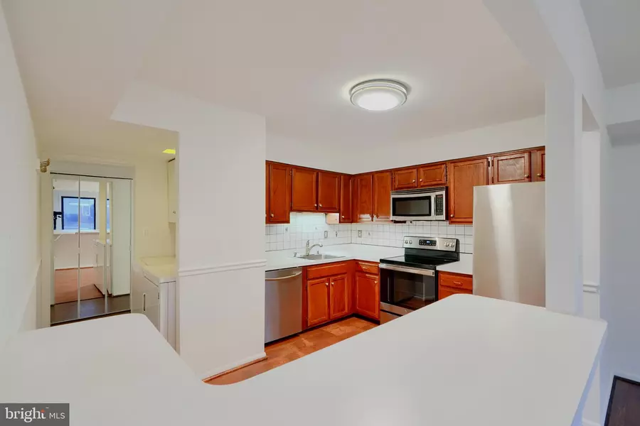 6988 HANOVER PKWY #1, Greenbelt, MD 20770