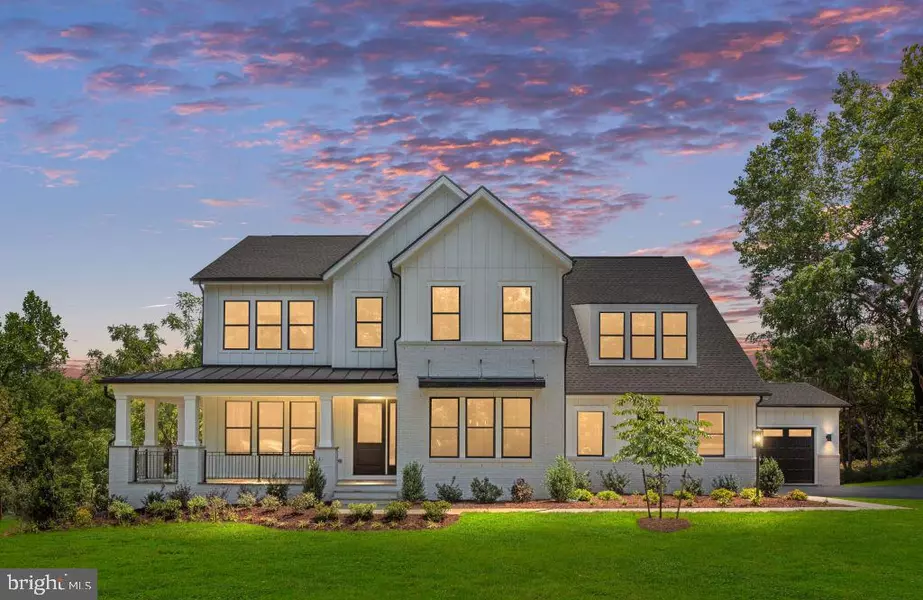 18698 WOODBURN RD, Leesburg, VA 20175