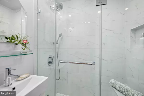 Washington, DC 20007,1529 27TH ST NW
