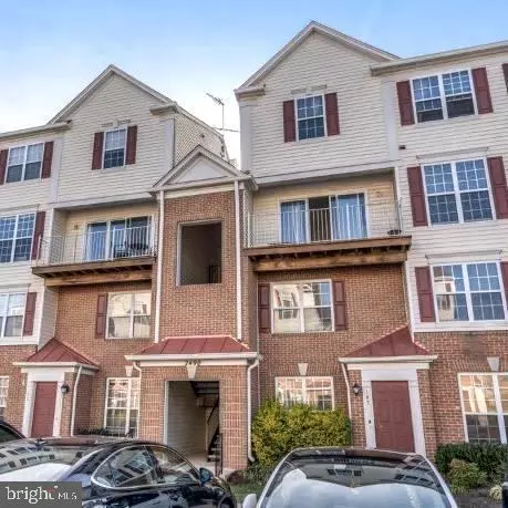 Herndon, VA 20171,2490 QUICK ST #301