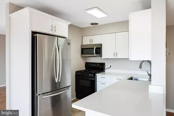 Arlington, VA 22204,1509 S GEORGE MASON VLG #21