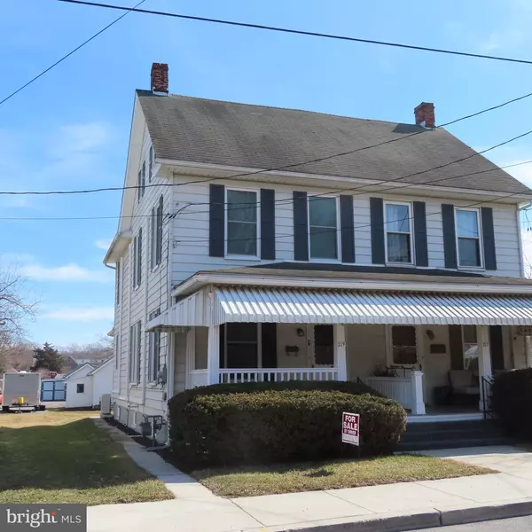 219 N ALLISON STREET, Greencastle, PA 17225