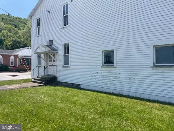 Spring Mills, PA 16875,114 E STREAMSIDE PL