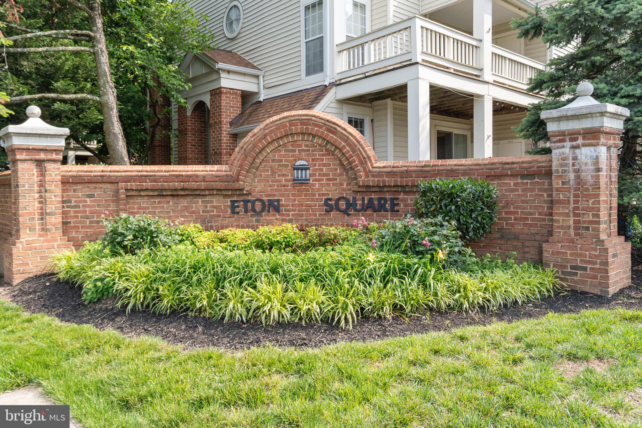 Alexandria, VA 22315,7014 ELLINGHAM CIR #F