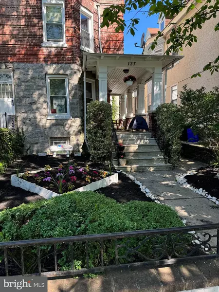 127 W WASHINGTON LN, Philadelphia, PA 19144