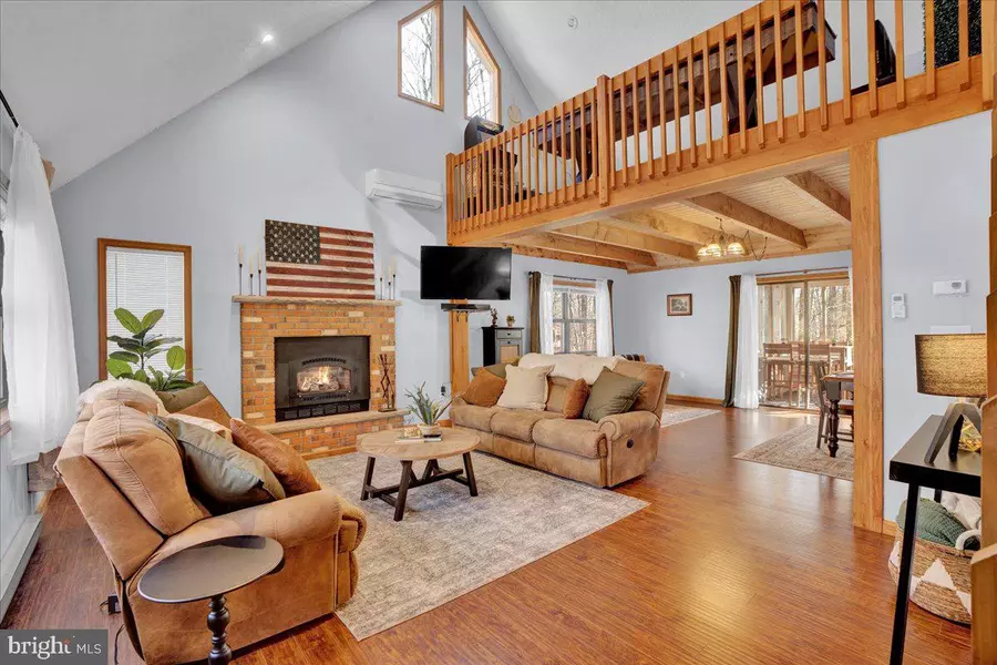 122 BIG BASS DRIVE, Gouldsboro, PA 18424