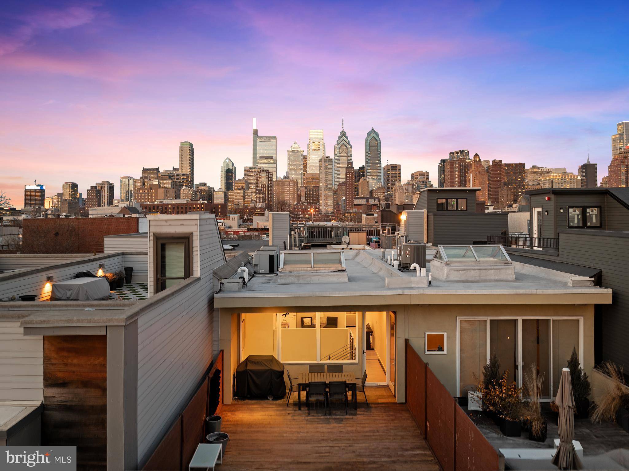 1715 CARPENTER ST, Philadelphia, PA 19146