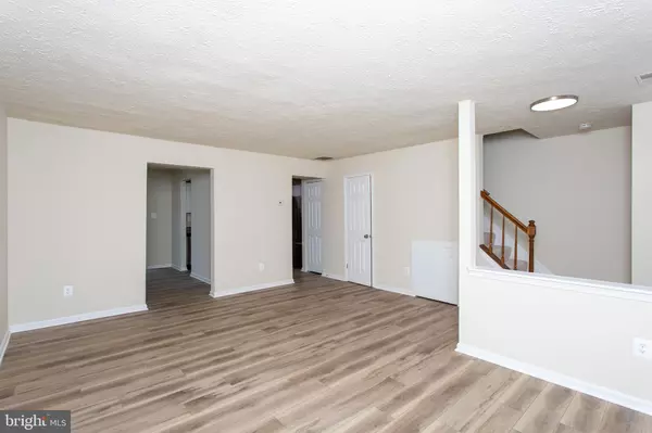 Waldorf, MD 20603,4223 DRAKE CT