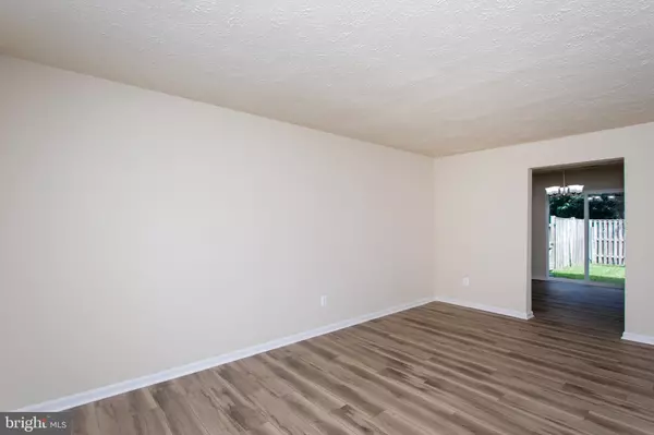 Waldorf, MD 20603,4223 DRAKE CT