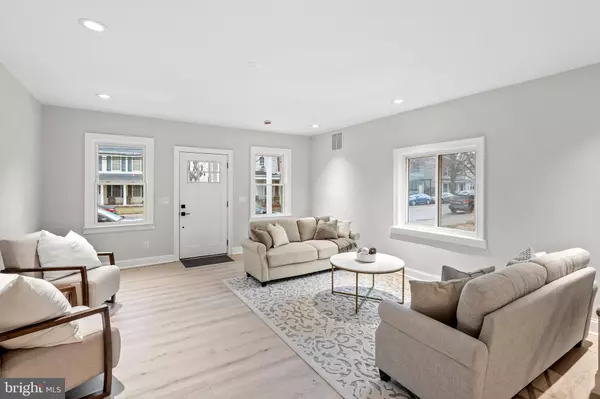 Bristol, PA 19007,573 BATH ST