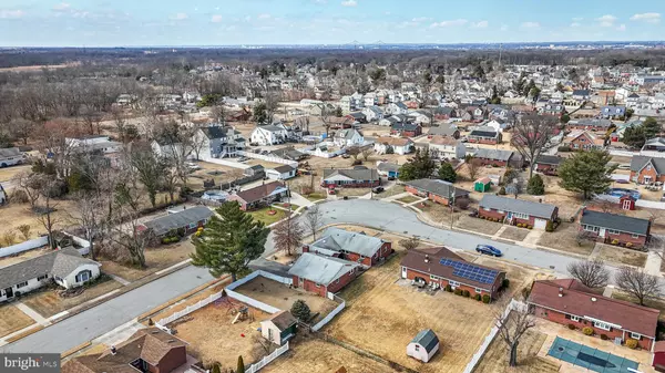 Gibbstown, NJ 08027,66 TROY AVE