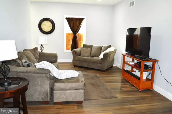 Mount Holly Springs, PA 17065,209 WHITE OAK CIR
