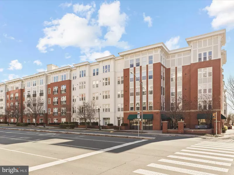 2655 PROSPERITY AVE #126, Fairfax, VA 22031