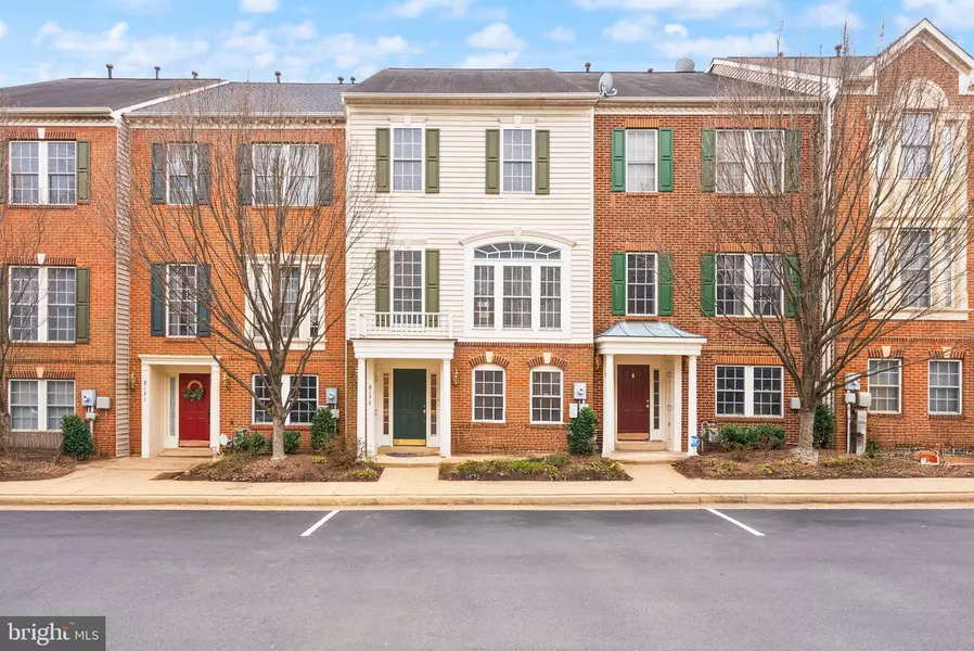 8133 SHADWELL PARK LN, Falls Church, VA 22042