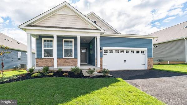 7937 GOLDEN LN, Breinigsville, PA 18031