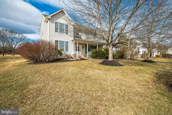 5489 GRANDVIEW LN, Doylestown, PA 18902