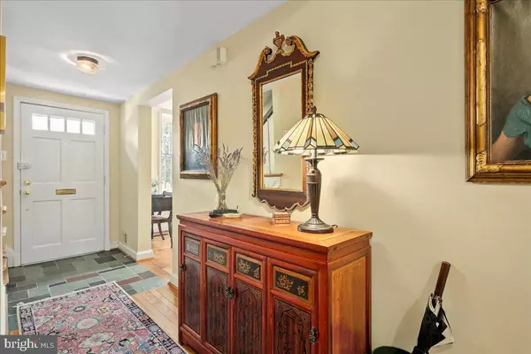 Alexandria, VA 22307,6307 OLDE TOWNE CT