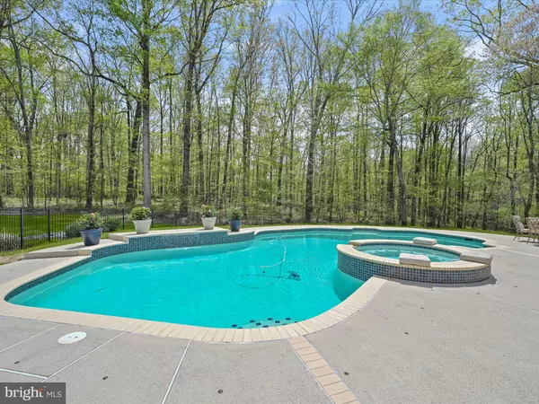 Fulton, MD 20759,8516 EDENTON CT