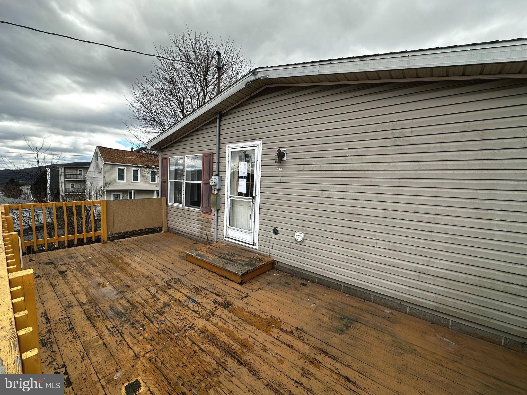 Ashland, PA 17921,1607 W WALNUT ST