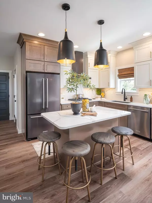 Lancaster, PA 17601,2221 BRENTFORD ST