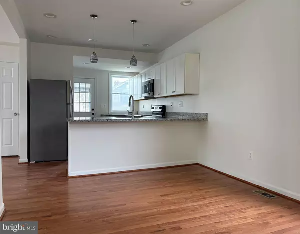 Pikesville, MD 21208,103 SHERWOOD AVE