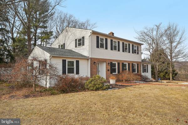 Coopersburg, PA 18036,5521 MOUNTAIN DR