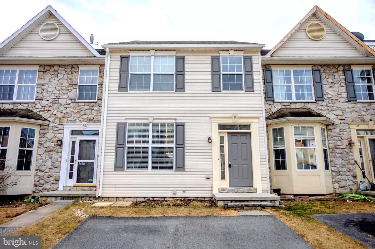 Hanover, PA 17331,39 SARA LN